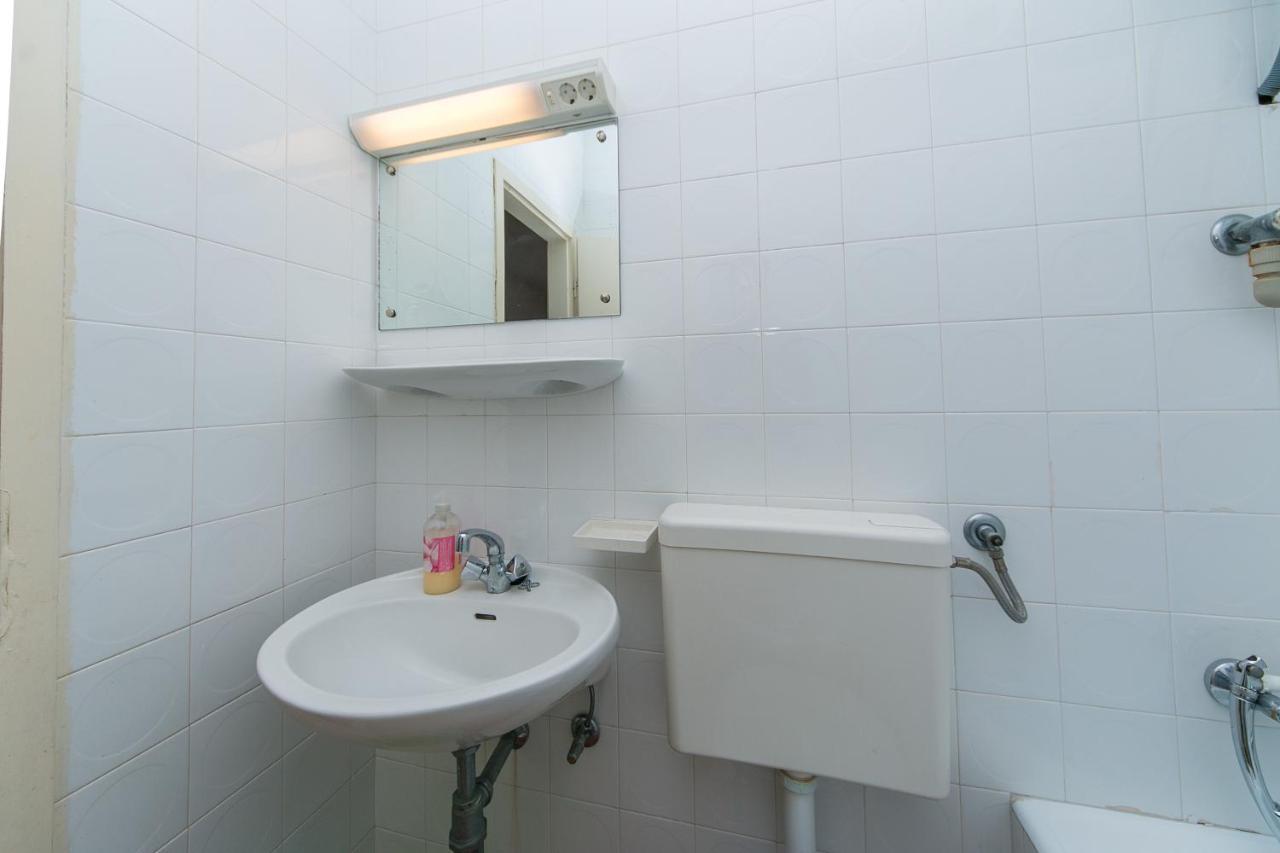 Apartments With A Parking Space Baska Voda, Makarska - 6773 Room photo